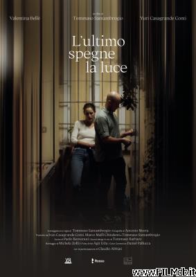 Locandina del film L'ultimo spegne la luce [corto]