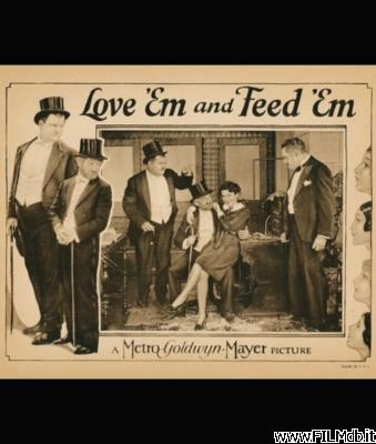 Affiche de film Love 'em and Feed 'em [corto]