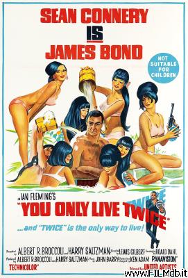 Locandina del film Agente 007 - Si vive solo due volte