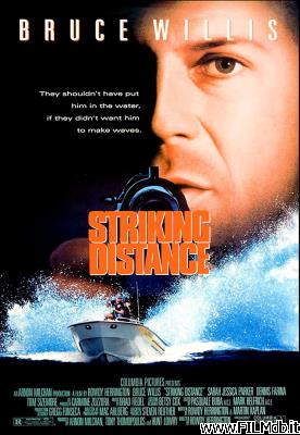 Poster of movie Striking Distance