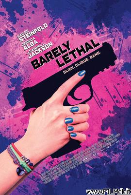 Locandina del film barely lethal - 16 anni e spia