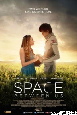 Poster of movie the space between us