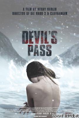 Poster of movie devil's pass